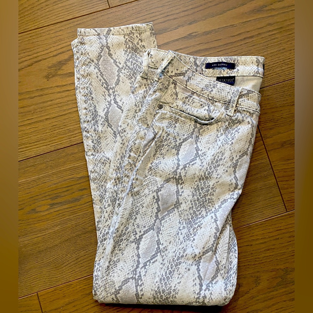 NYDJ

Ami Snakeskin-Print Skinny Jeans size 12